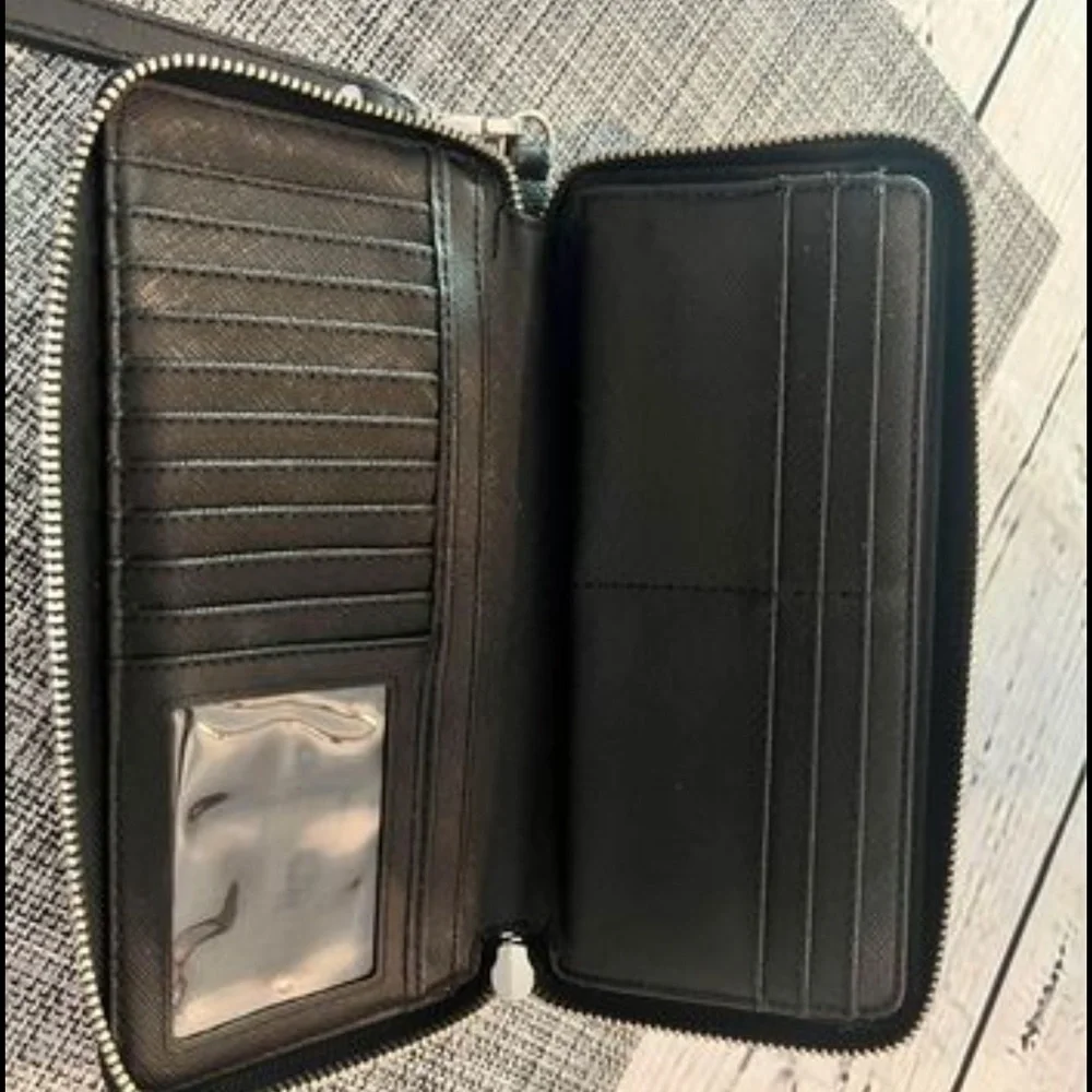 Michael Kors Wristlet Wallet - Picture 4 of 4